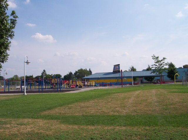 eastwood park, photo by Joseph Raymond, in Hamilton Ontario, Canada, host site ChristianMuse.com